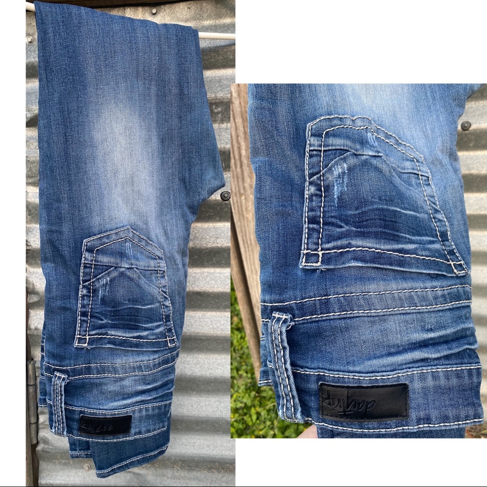 HIGH RISE SKINNY JEANS BUCKLE